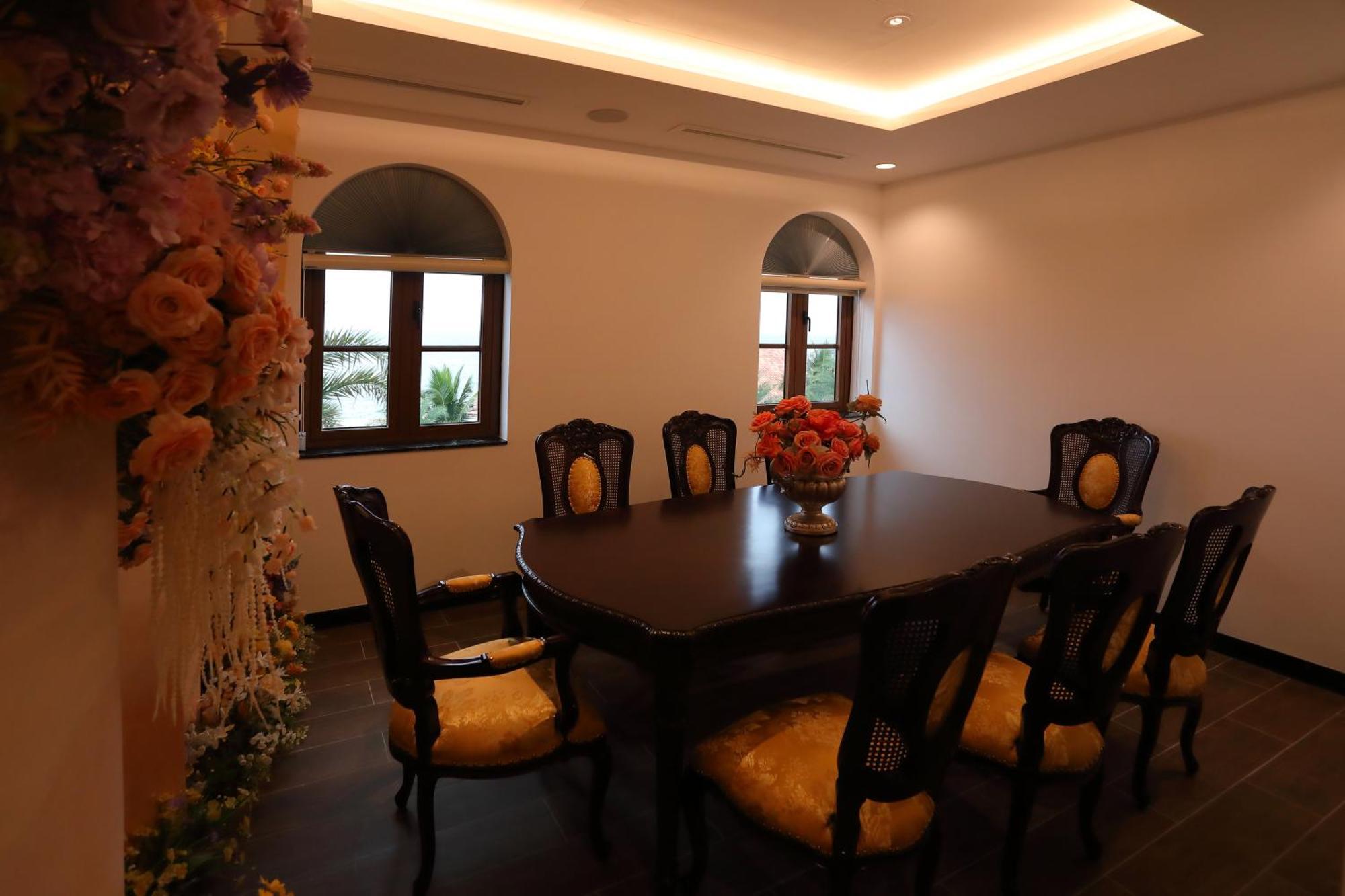 Roma Hotel Phu Quoc - Free Airport Shuttle & Sunset Town Tour エクステリア 写真