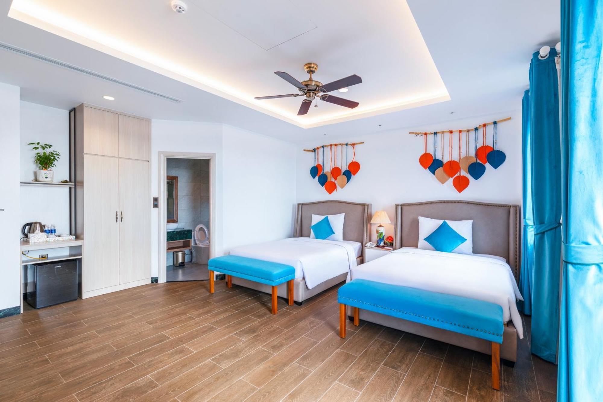 Roma Hotel Phu Quoc - Free Airport Shuttle & Sunset Town Tour エクステリア 写真