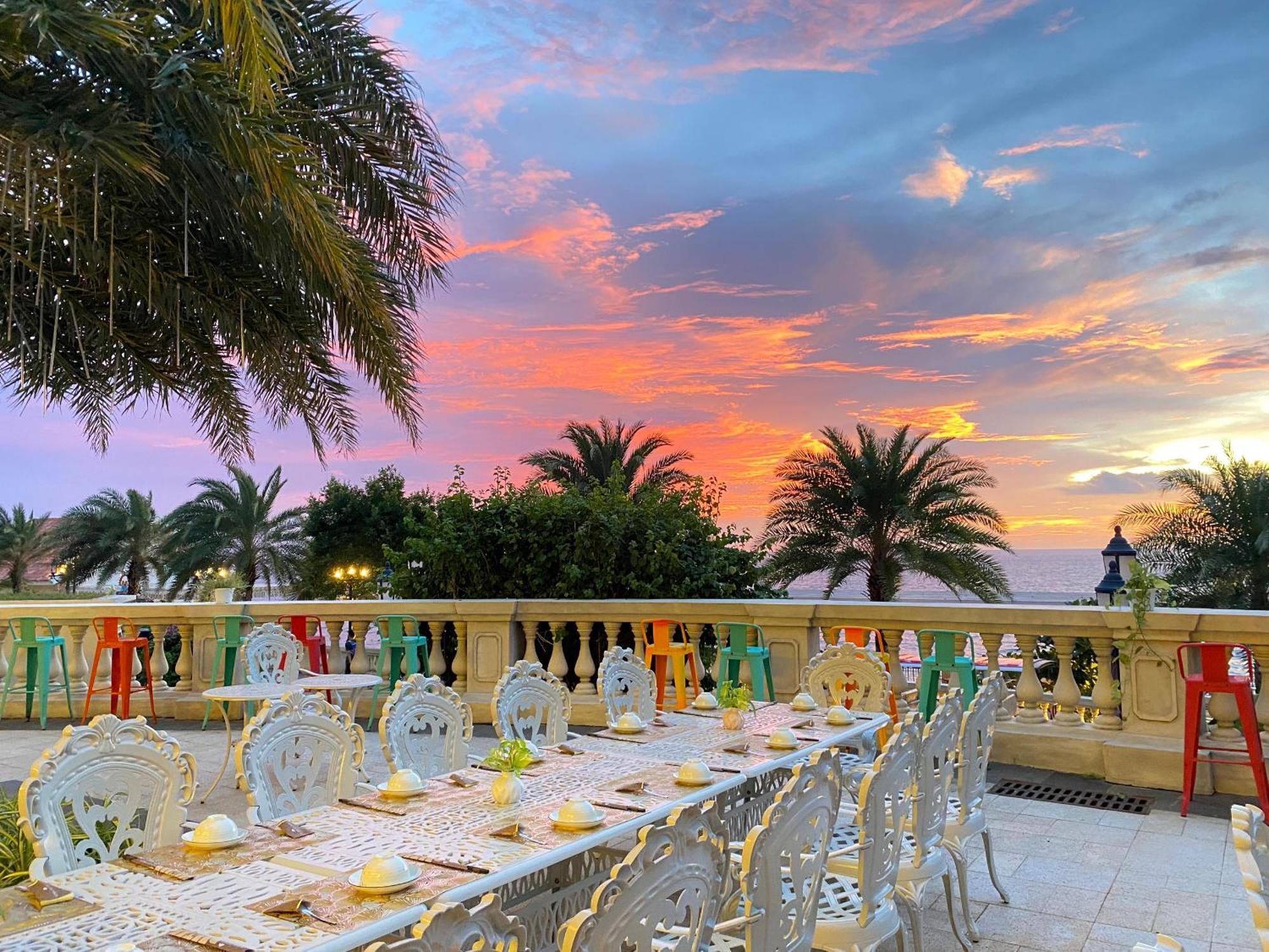 Roma Hotel Phu Quoc - Free Airport Shuttle & Sunset Town Tour エクステリア 写真