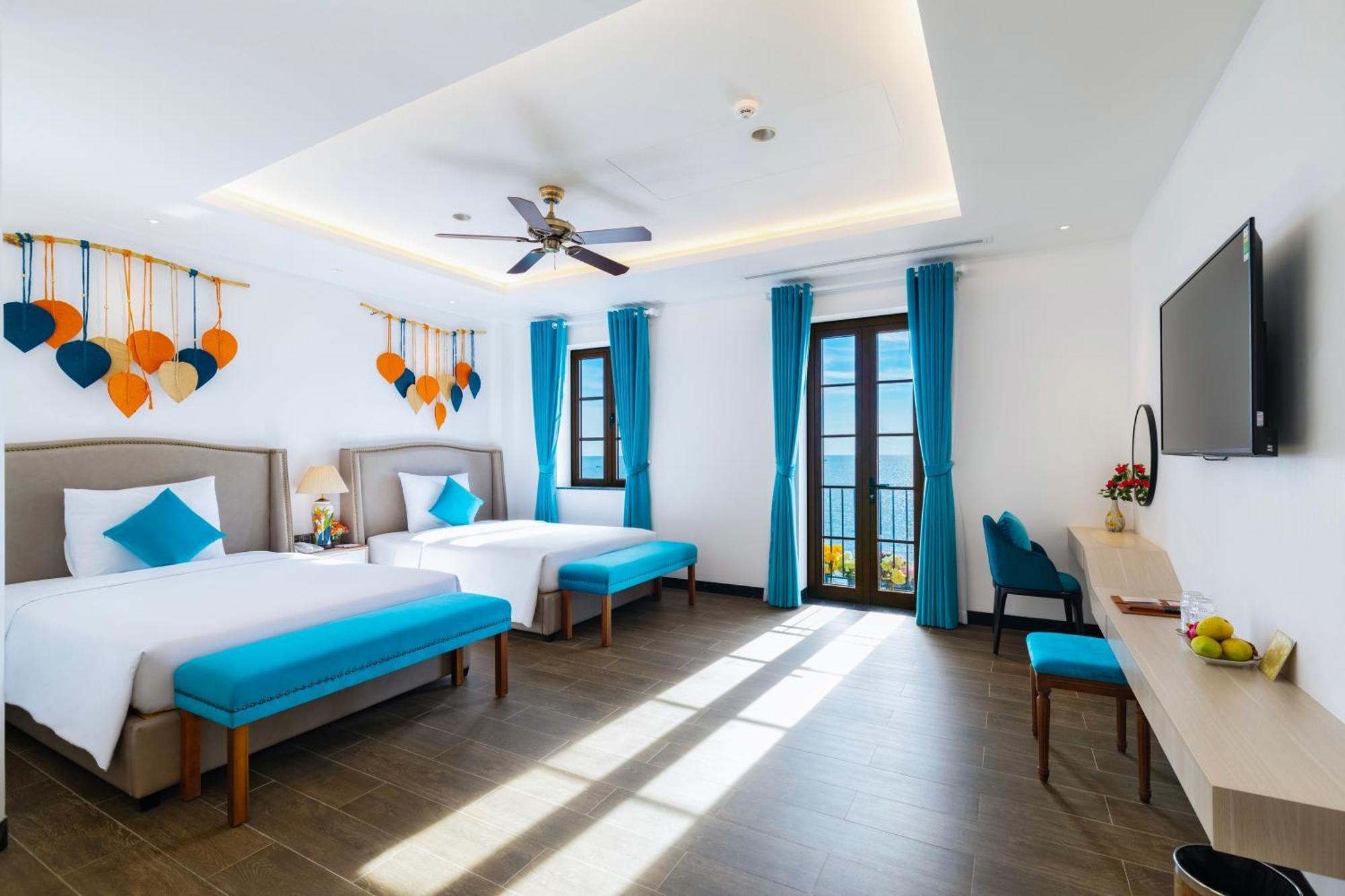 Roma Hotel Phu Quoc - Free Airport Shuttle & Sunset Town Tour エクステリア 写真