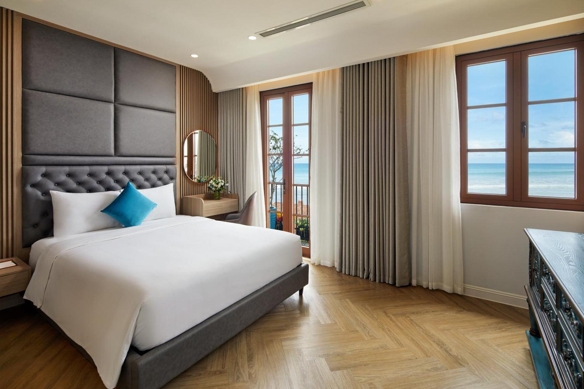 Roma Hotel Phu Quoc - Free Airport Shuttle & Sunset Town Tour エクステリア 写真