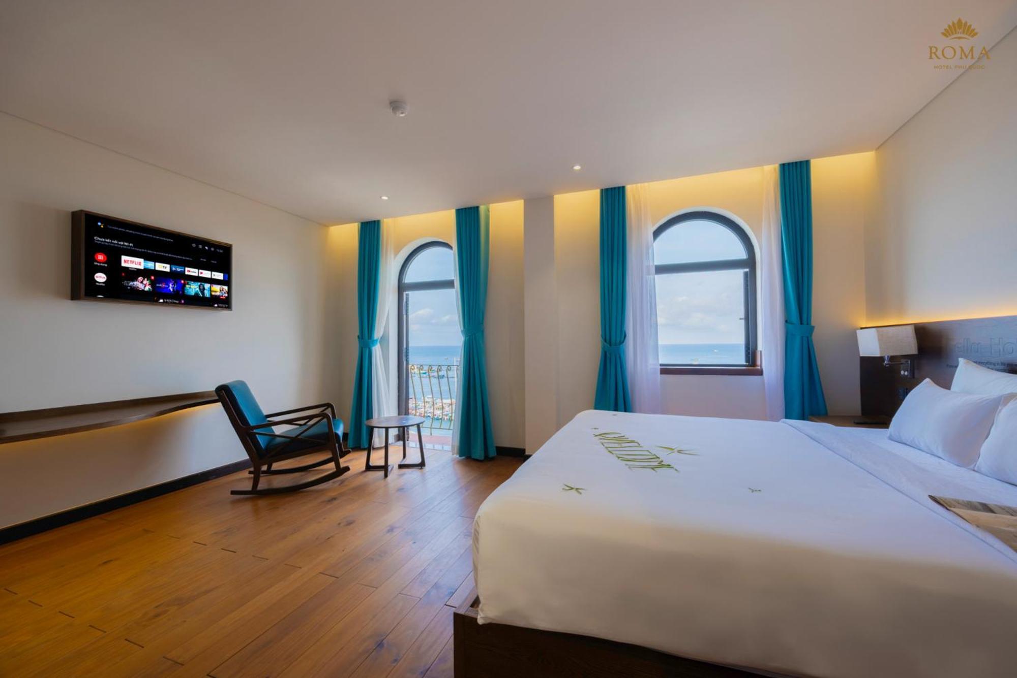 Roma Hotel Phu Quoc - Free Airport Shuttle & Sunset Town Tour エクステリア 写真