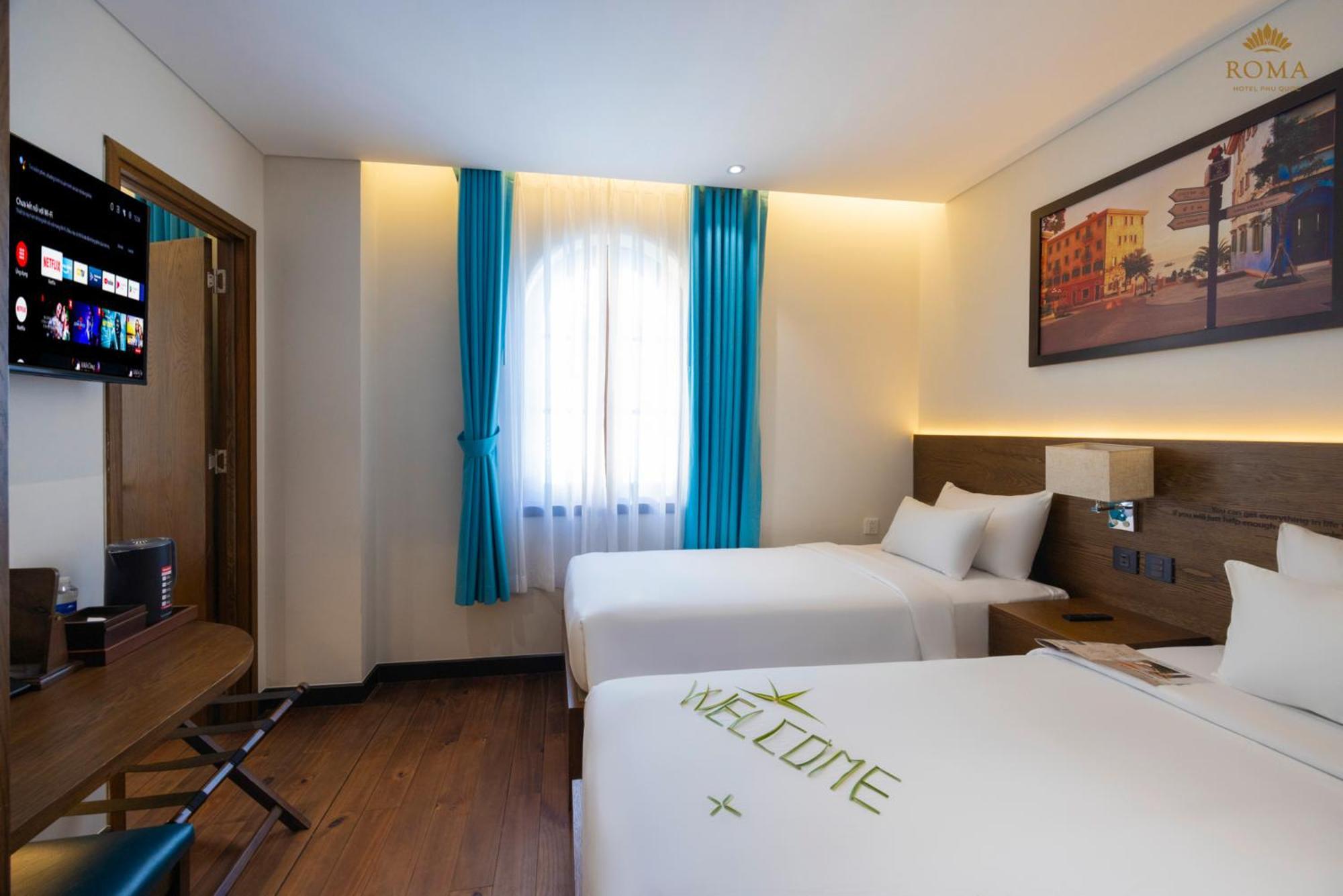Roma Hotel Phu Quoc - Free Airport Shuttle & Sunset Town Tour エクステリア 写真